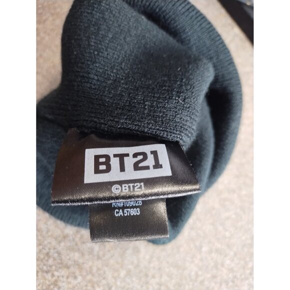 K Pop BT21 Koya, Shooky, Mang & Van Peeking Beanie - Picture 4 of 6